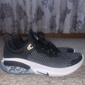 Nike Joyride Running Shoe
